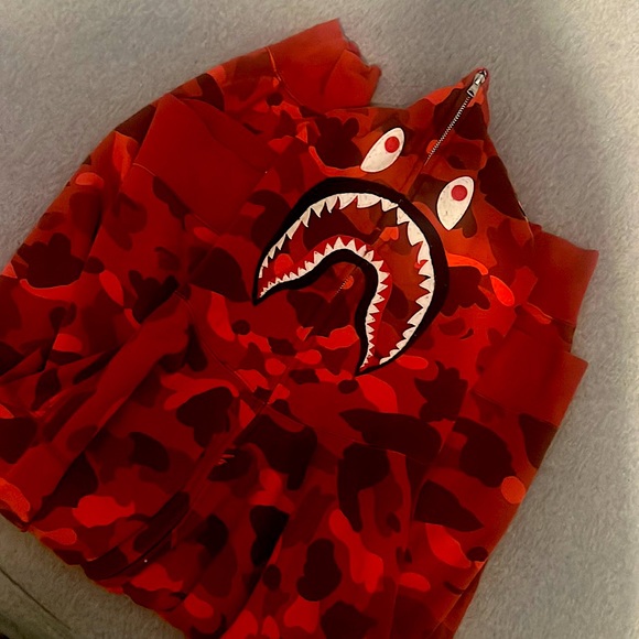 red camp bape hoodie